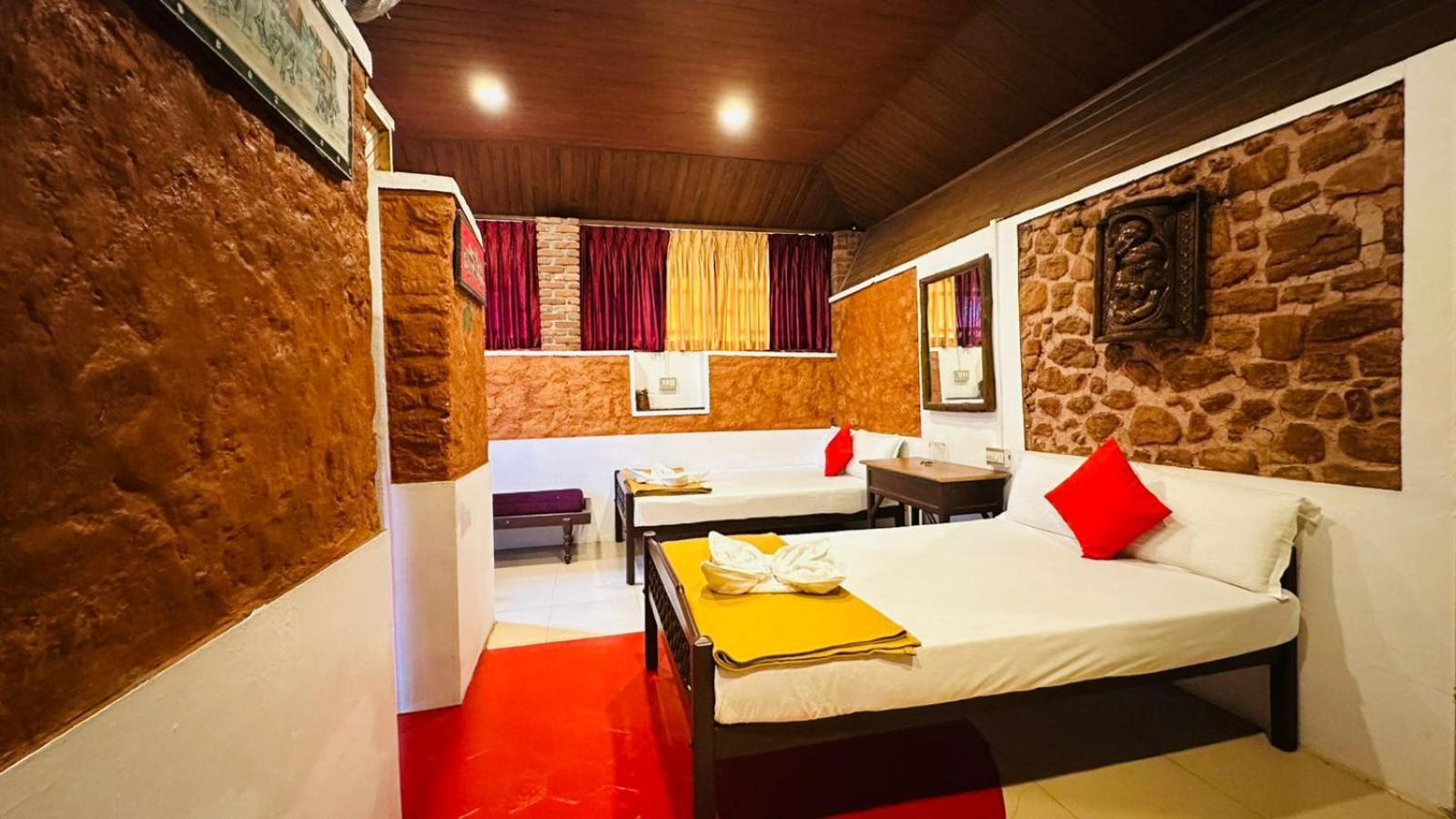 Wild Elephant Resort Kallar Vattiyar Luaran gambar