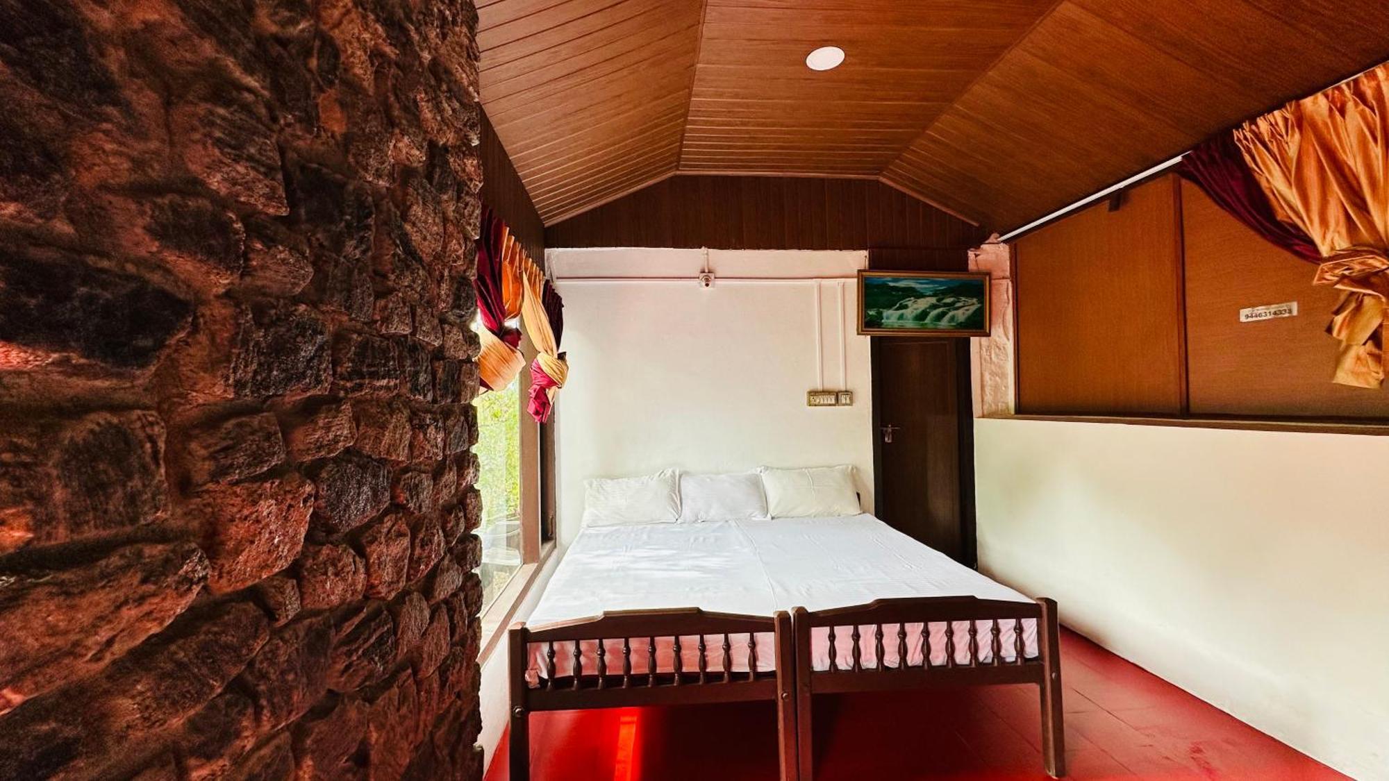 Wild Elephant Resort Kallar Vattiyar Luaran gambar