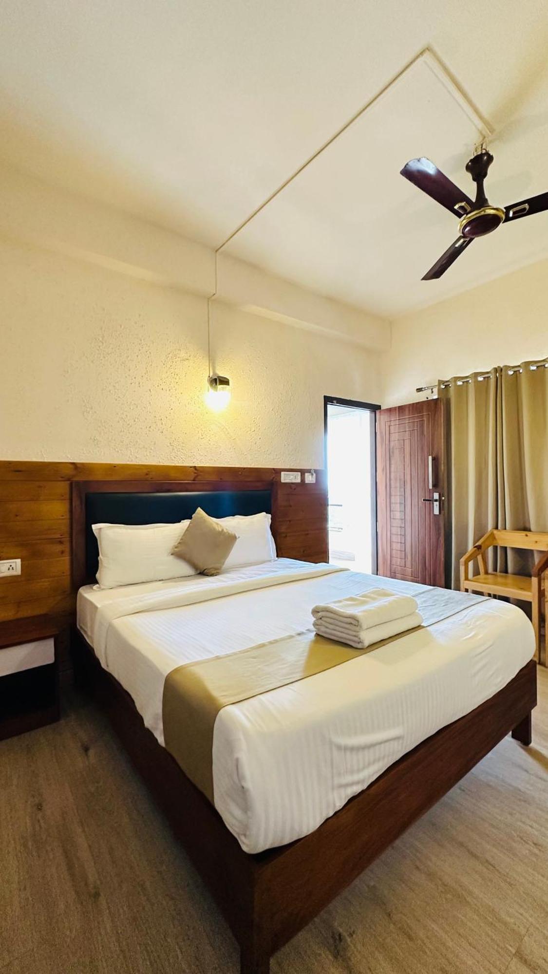 Wild Elephant Resort Kallar Vattiyar Luaran gambar
